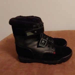Rocawear Monogram Boots (10)o